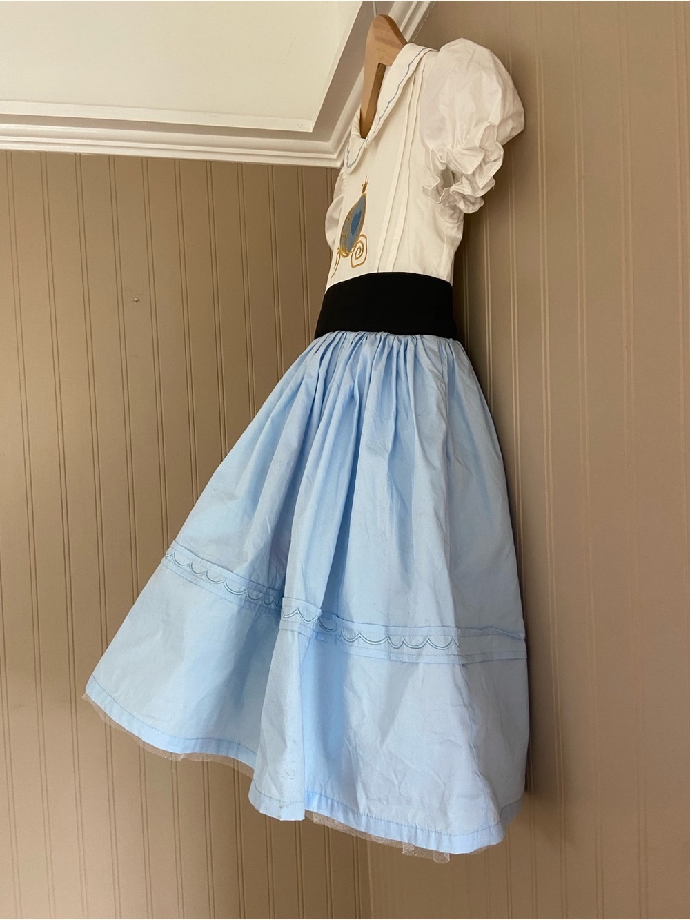 Brand Unknown Gorgeous Cinderella Puffy Birthday Disney Dress Child 4-6-8 - Picture 6 of 11